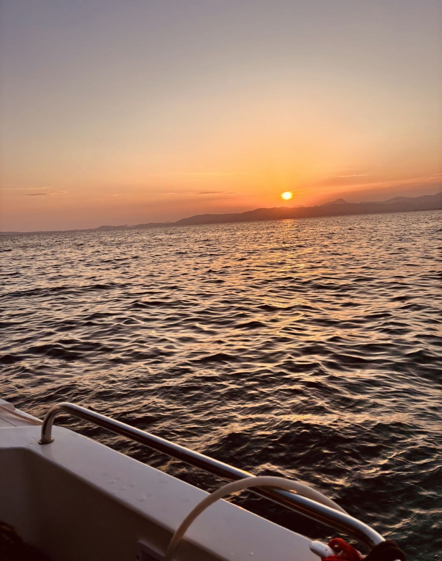 Sonnenuntergang über dem Mittelmeer